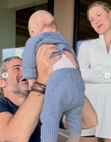 Džim Kertis, dečko Dženifer Aniston na proslavi Božića