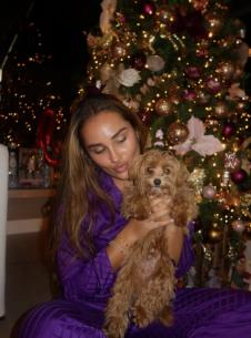 Gudelji ukrasili kuću za Novu godinu