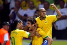 Ronaldinjo, Kaka i Roberto Karlos