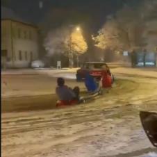 sneg sankanje snežne čarolije