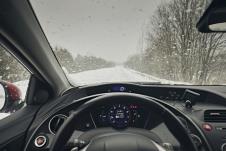 sneg volan vožnja po snegu