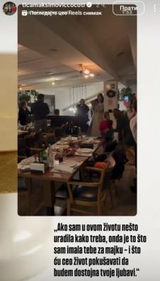 Tijana Ajfon sa mamom