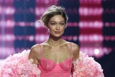 Điđi Hadid na reviji Victoria's Secret