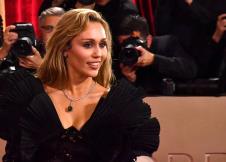 Majli Sajrus na dodeli Zlatnih globusa 2026