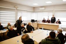 Foto Ministarstvo ZZS - ministarka Sara Pavkov dodela ugovora.jpeg