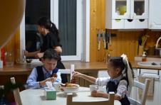 Majka sa bebom u Jakutsku na ekstremnoj hladnoći (3).png