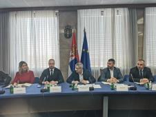 Dragan Glamočić sa svinjarima i klaničarima