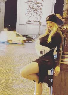 Žužu Vijeirvas, izbačena iz Vatikana zbog garderobe