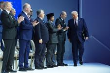 x01 AP Evan Vucci.jpg