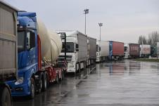 kamioni01 AP Edvard Molnar.jpg