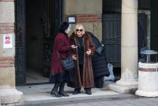 Bisera Veletalnić na ispraćaju za kremaciju sestre Senke