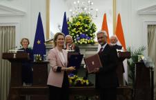 Indija12 EPA Rajat Gupta.jpg