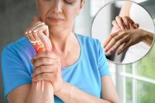 psorijaza/bol u zglobu ruke