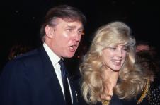 Donald Tramp i Marla Mejpls