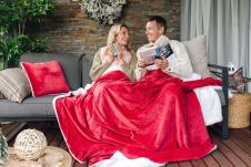 DORMEO WARM HUG SET RED image (84).jpg