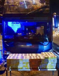 Autobus sa švercovanim cigaretama