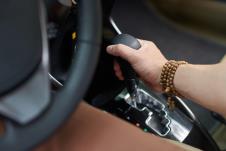 automatski menjač u automobilu