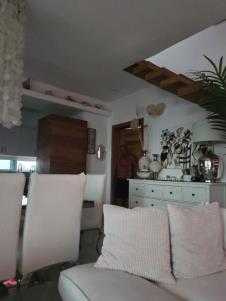 Mile Kitić se ne vidi na slici koliko je pocrneo