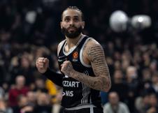 Dvejn Vašington na meču Partizan Real
