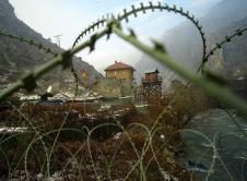 Manastir Svetih arhangela kod Prizrena ograđen bodljikavom žicom