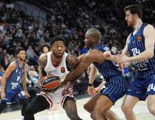 Tajrik Džons u dresu Olimpijakosa