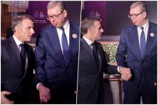 Aleksandar Vučić Emanuel Makron.jpg