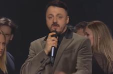 Daniel Kajmakoski na sceni PZE