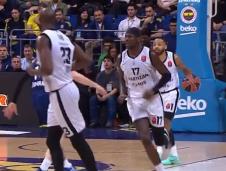 Karlik Džons, Partizan