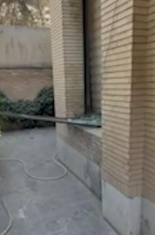 Ambasada Srbije Teheran Iran oštećena u napadu (2).png