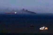 teretni brod gori u  ormuskom moreuzu