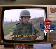 Tokom bombardovanja bacani i preteći letci