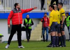 Nenad Lalatović na utakmici između Novog Pazara i Crvene zvezde (2:1) odigranoj 2015.