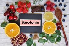 citrus, bobičasto voće/natpis serotonin