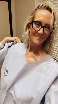 Kori Felc - probudila se tokom operacije raka kože na usni