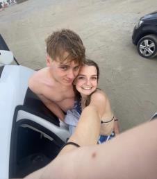 Imaju po 19 godina i već su kupili prvu kuću