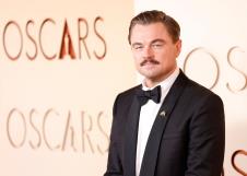 Leonardo Dikaprio na dodeli Oskara 2026 dok publika prati da li je sa njim i Vitorija Ćereti