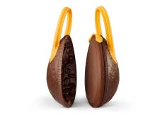 Čokoladna torba Luj Vitona Sac Œuf Jaune napravljena za Uskrs 2026 u ekskluzivnoj radnji u Parizu (3).PNG