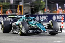 Lens Strol u bolidu Aston Martina