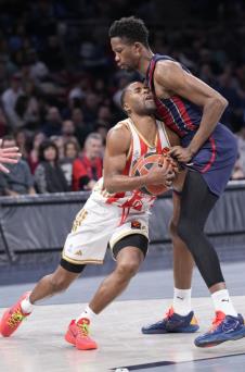 Baskonija, KK Crvena zvezda