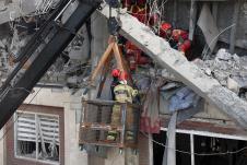 Iran13 EPA Abedin Taherkenareh.jpg