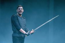 Milan Marić u predstavi Ričard Drugi