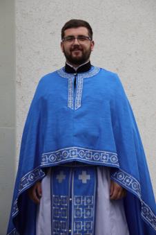 sveštenik Nenad Mitrić