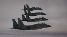 F-15.jpg