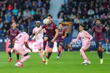 Levante, Ovijedo, Primera