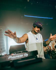 Vintage Culture na Koačeli