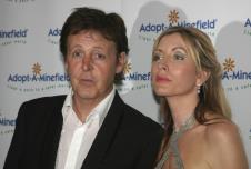 Pol Makartni, Heder Mils