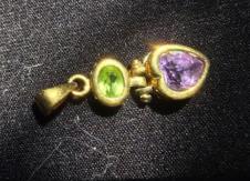 Izgubljeni privezak pronašla posle 10 godina na podu u vešeraju