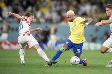 Luka Modrić i Nejmar na meču Brazil - Hrvatska