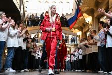 Ruski sportisti, ruska zastava