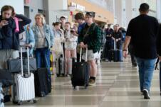 Aerodrom putnici putovanje